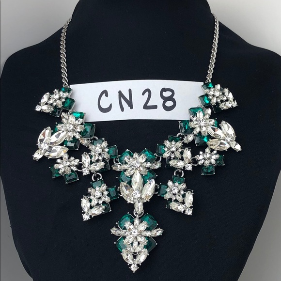 Charter Club Emerald Green & Crystal Necklace 17" - Picture 3 of 3